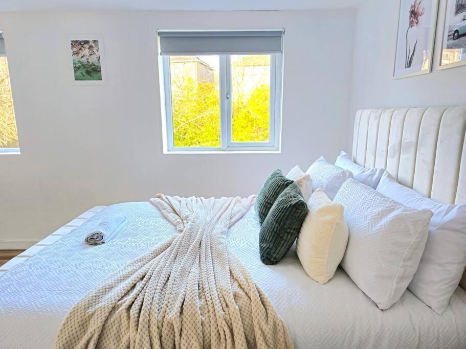 Spacious Haven With Free Parking Glasgow Ngoại thất bức ảnh